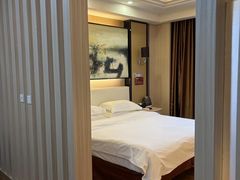 -清水湾酒店(深圳横岗塘坑地铁站店)