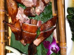 -老滇山寨•云南特色菜•地方菜•民族风情歌舞表演(金碧店)