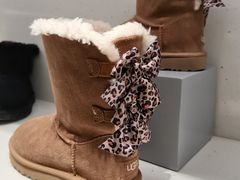 -UGG(燕莎奥特莱斯购物中心店)