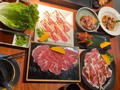 -山之屋炭火烧肉·生啤畅饮(大朗万科中央公园店)