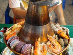 -一口猪海鲜浑锅·东北家常菜