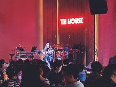 -TZ House音乐现场(来福士中心店)