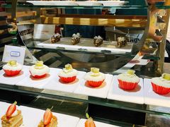 -半岛翡丽海鲜自助餐厅(观风亭店)
