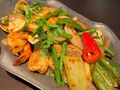 -大头虾越式风味餐厅(光明广场店)
