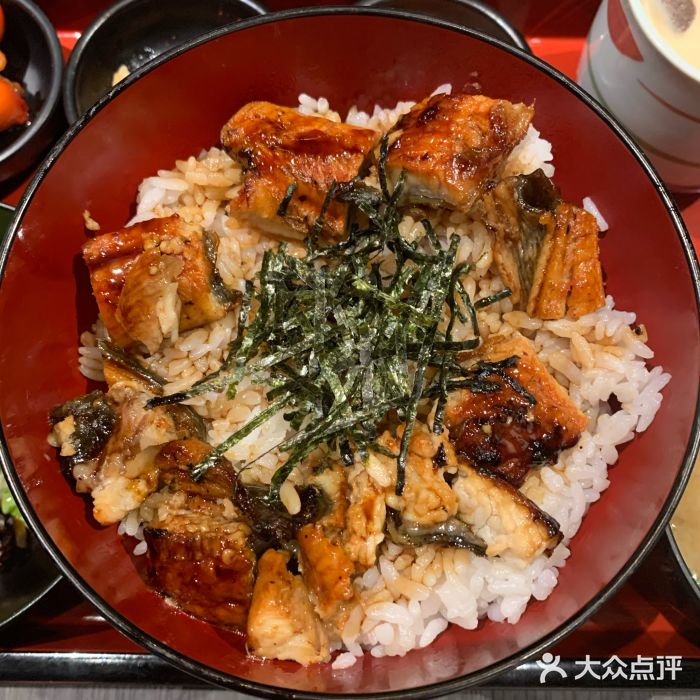 名代宇奈备长炭烧鳗鱼居酒屋鳗鱼饭图片