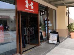 -UNDER ARMOUR(八达岭奥莱店)