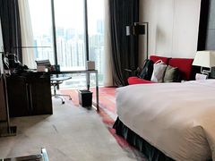 -广州天河希尔顿酒店