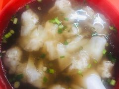 -张阿三馄饨店