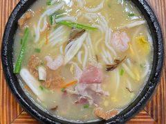 -梅贻琦先生旧居民国茶楼 过桥米线