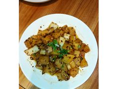 秘制酸萝卜-华仔龙虾(永乐路总店)