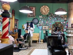 -小戈男士复古理发馆barber shop