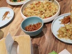酸菜粉-合合春饼·酱骨·东北菜(潘家园店)