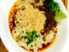 牛肉臊子担担面-宽窄巷成都菜(青岛路万达广场店)