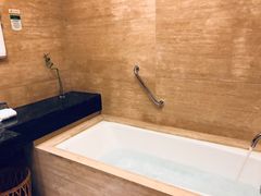 -绍兴鉴湖君澜大酒店