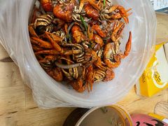 -虾弄弄海派小龙虾·牛羊蝎子火锅