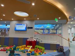 -戊辰亲子游泳俱乐部