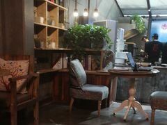 -HIGH FIVE哈福手工汉堡(桂林路店)