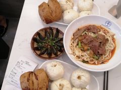 -李与白包子铺(桐梓林店)