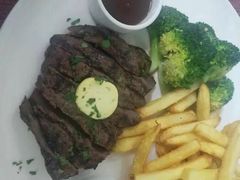-WOLFGANG PUCK KITCHEN & BAR(迪士尼小镇店)
