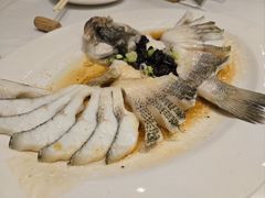 榄角肉崧蒸鲈鱼-稻香酒家·35年老字号(侨光店)