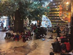 -钟书阁(松江泰晤士小镇店)