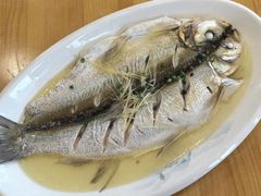 -品鲜村农家菜·阳澄湖大闸蟹(总店)