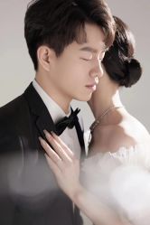 -喜爱高定婚纱摄影