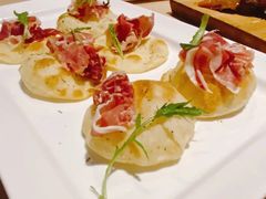 西班牙伊比利亚黑毛橡果火腿-LENBACH兰巴赫西餐啤酒坊(大连东港店)