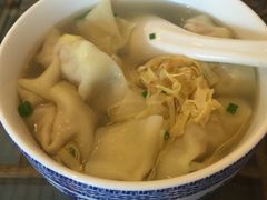 -笑来喜馄饨小笼工坊店(湖滨街店)
