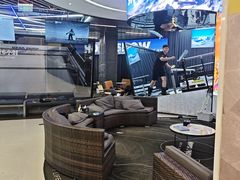 -Hopo Snow 城市滑雪空间(来福士广场购物中心店)