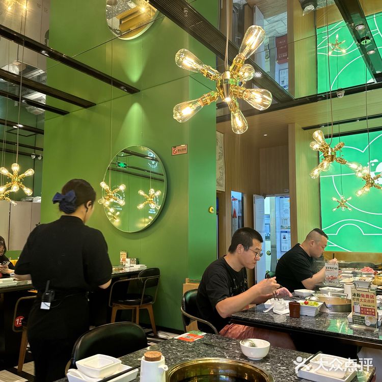 一席地鸡窝都能为您带来难忘的餐饮体验