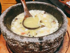 石锅小煮鲜杂菌-敏珠拉姆藏餐·南京厨房(富春江东街店)