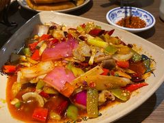 -肖四女乐山跷脚牛肉(世博源店)
