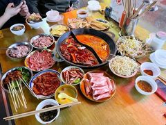 -小辣椒火盆烧烤(温泉南街店)