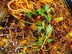 -鸿顺老铁锅美蛙鱼府(解放碑店)