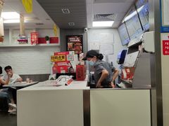 -华莱士·全鸡汉堡(沙井博岗店)