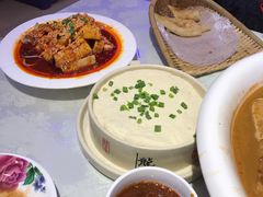 -阿三鱼头泡饼·家常菜