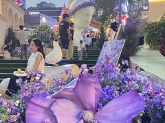 -中航城君尚购物中心