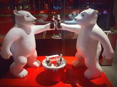 -东方明珠·可口可乐欢乐餐厅