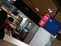 -肯德基(湾畔店)