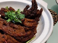超麻虎皮鸡爪-丁里羊肉小镇(天鹅湖总店)