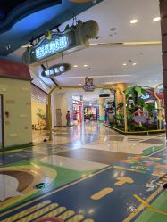 -纽西卡汽车小镇(大悦城店)