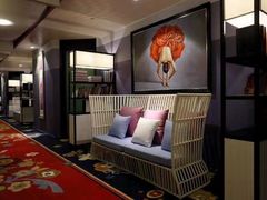 -喜鹊愉家酒店(郑州曼哈顿博览中心地铁站店)