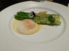 -恰餐厅及酒吧 CHAR Bar & Grill (北京丽都皇冠假日店)