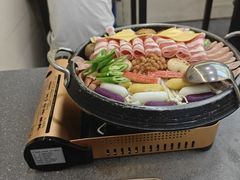 -豚妈妈汤饭·部队锅(南京东路店)