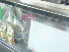 -芳婆糕团店(王府大街店)