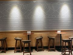 等位区-星巴克(北京复兴路店)