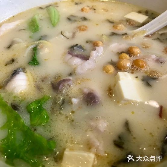 五谷渔粉(益华广场店)