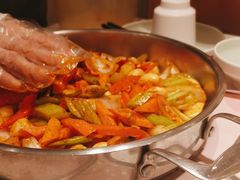 -黄记煌三汁焖锅(新佳丽江汉路店)