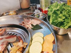 -哈哈碳都·牛肋条无限自助烤肉(台江万达店)